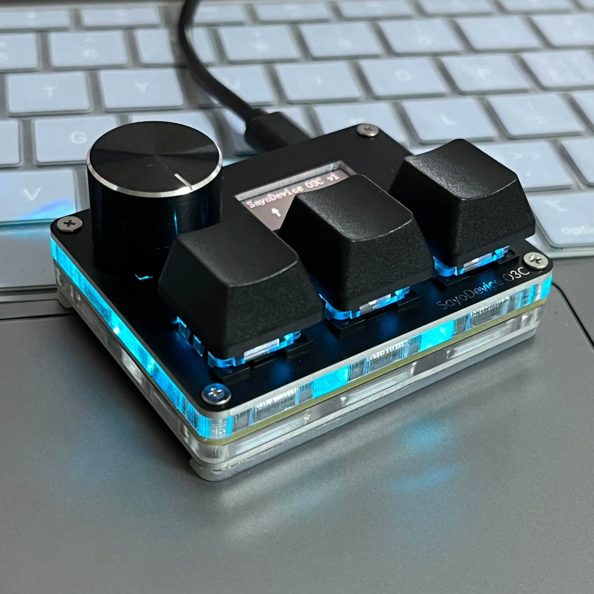 Rapid Trigger Gaming Keyboard With Magnetic Switches